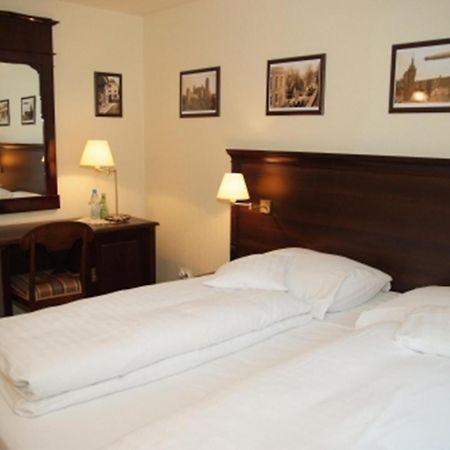 Bed and Breakfast Bialy Dwor Kwidzyn Esterno foto