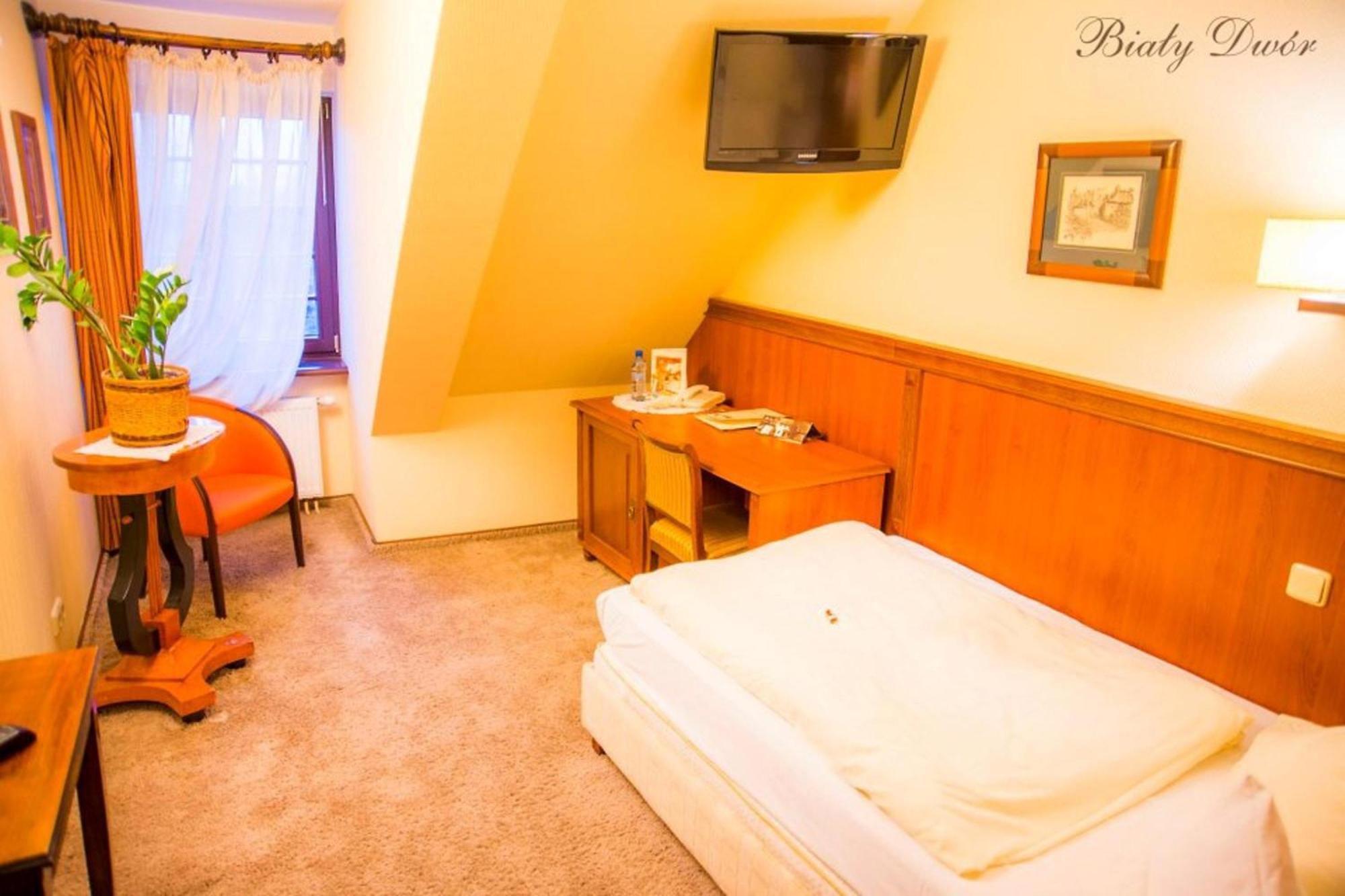 Bed and Breakfast Bialy Dwor Kwidzyn Esterno foto