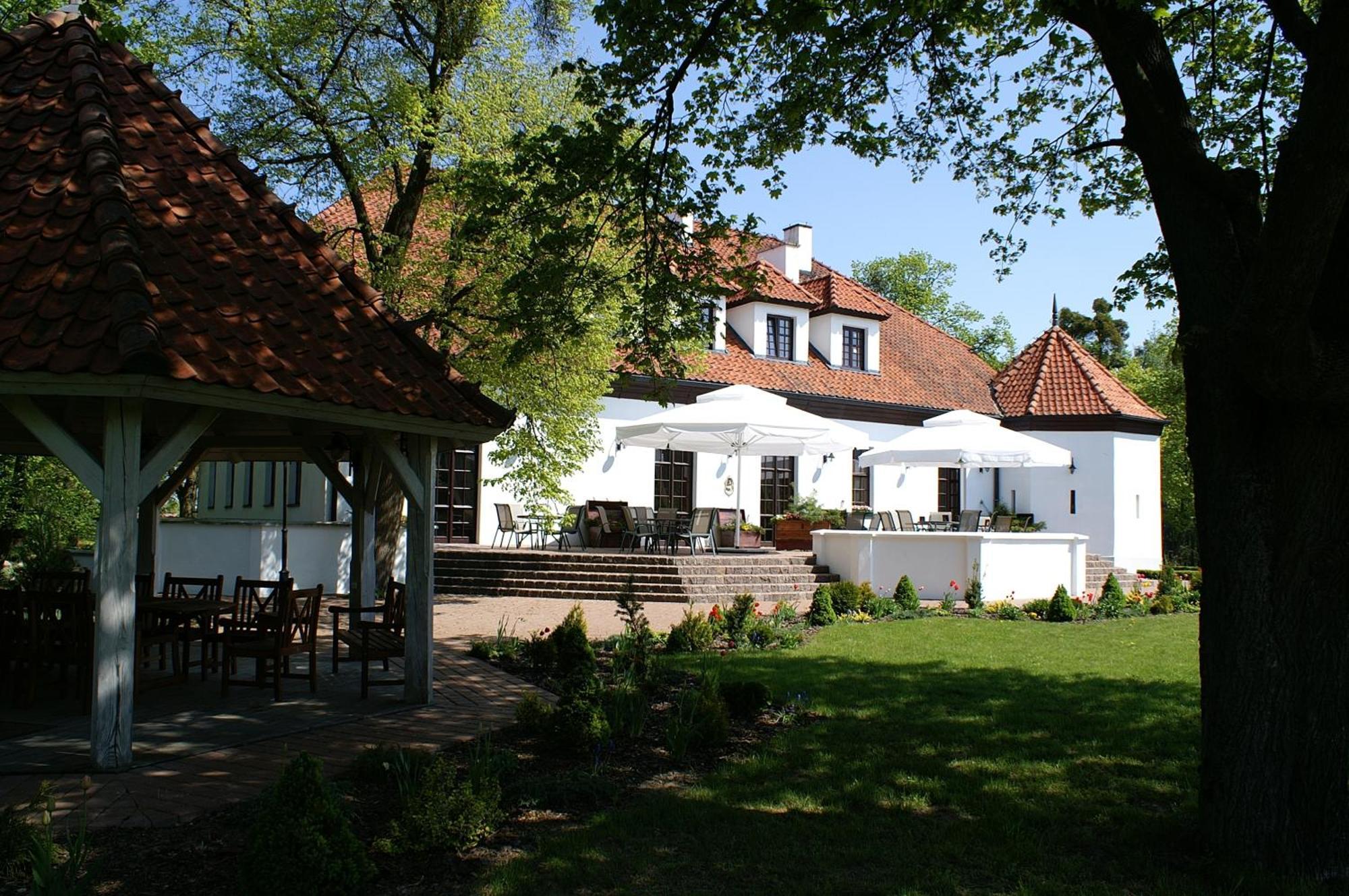 Bed and Breakfast Bialy Dwor Kwidzyn Esterno foto