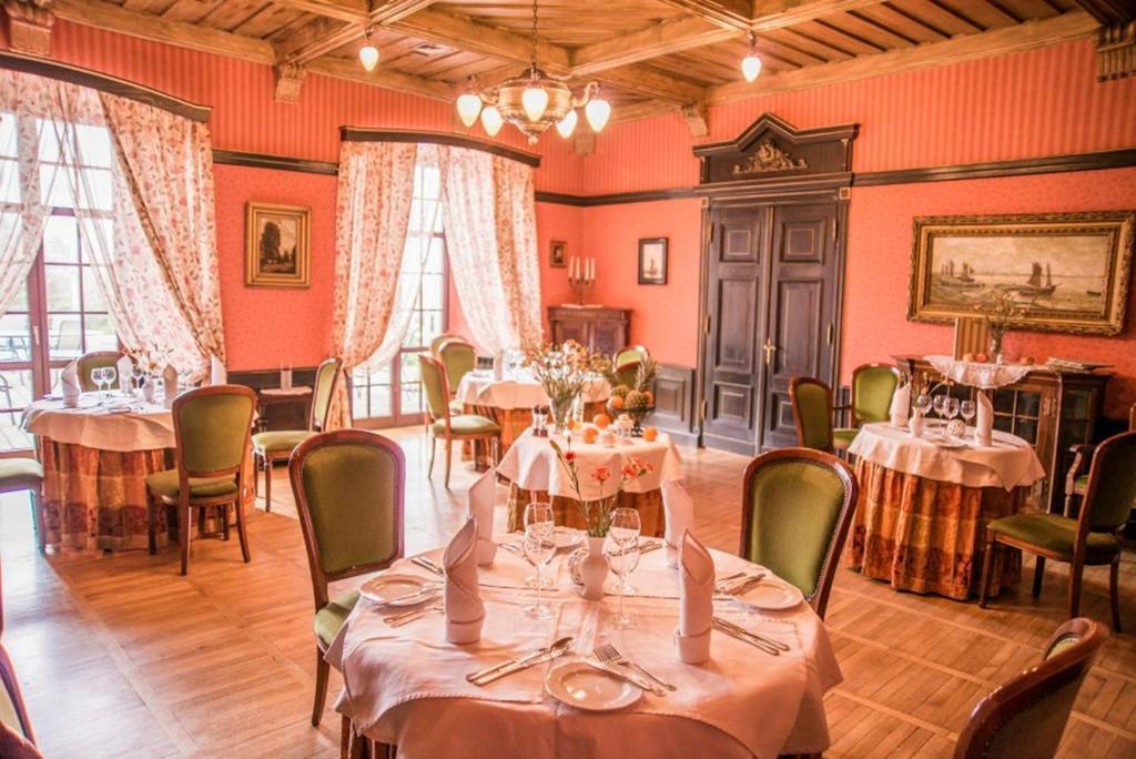 Bed and Breakfast Bialy Dwor Kwidzyn Esterno foto